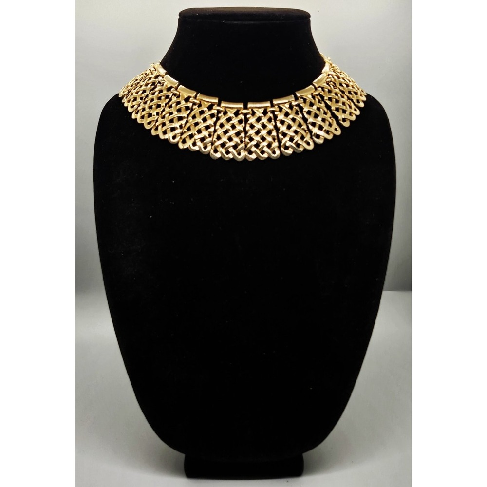 MONET Collar Choker Necklace Gold Tone Woven Basketweave Lattice Statement